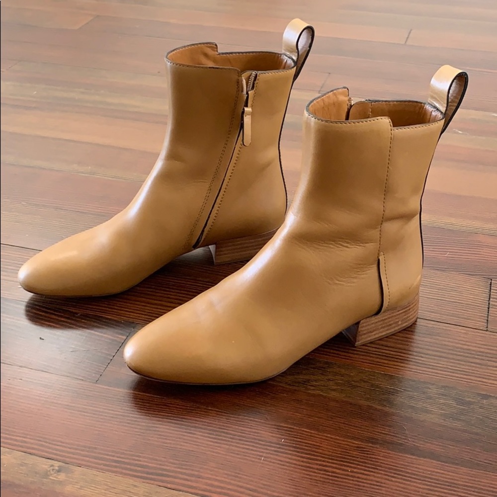 Chloe tan ankle boot size 39 / 8.5.